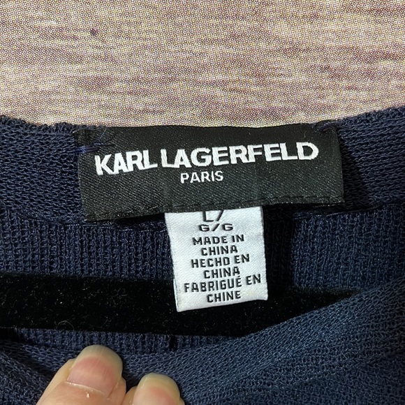⭐️ KARL LAGERFELD Paris Navy Blue Mesh Sweater Asymmetrical Split back Large B1 - Picture 2 of 8